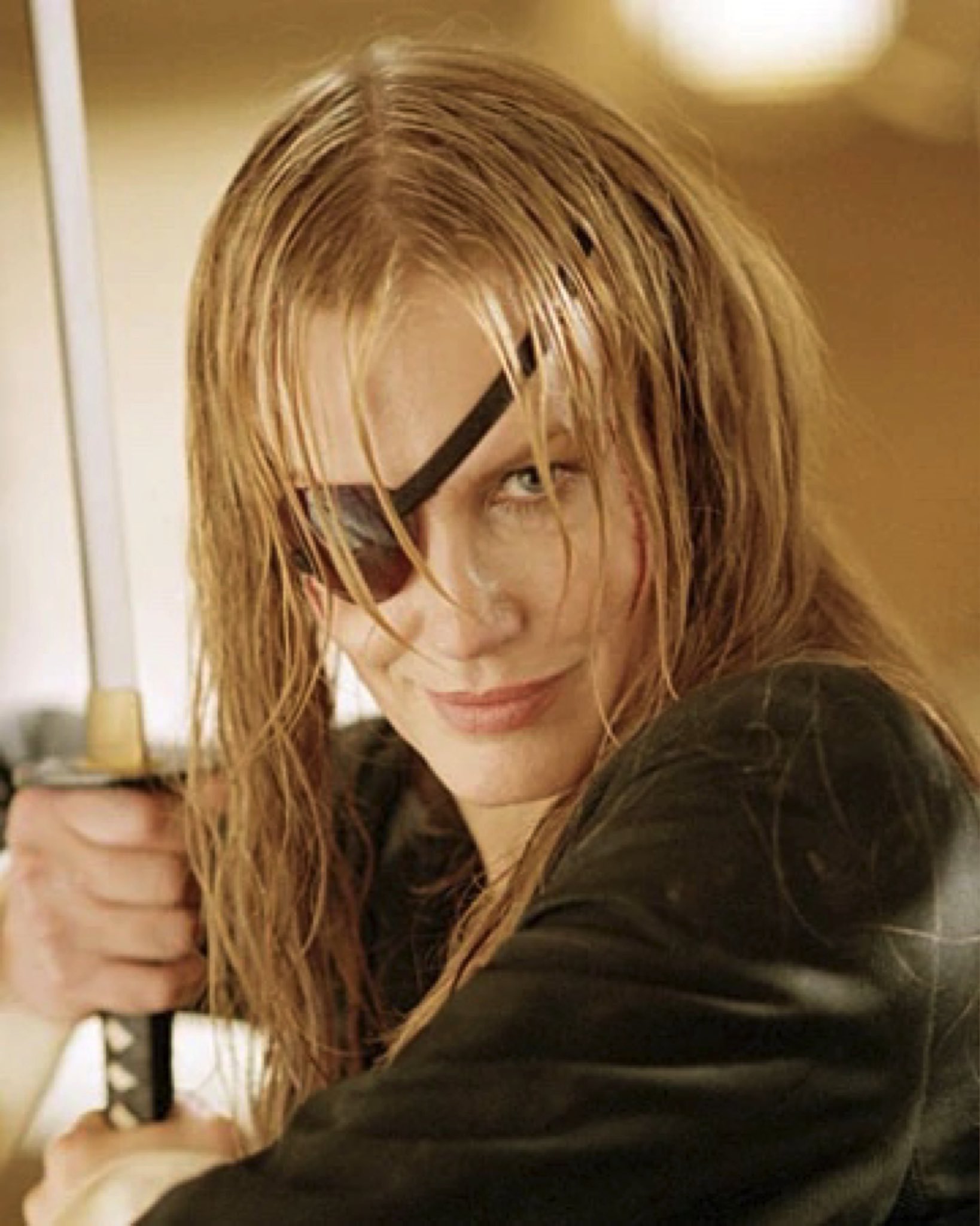 Happy birthday to Daryl Hannah, Brendan Fraser, Julianne Moore and Amanda Seyfried!! 
