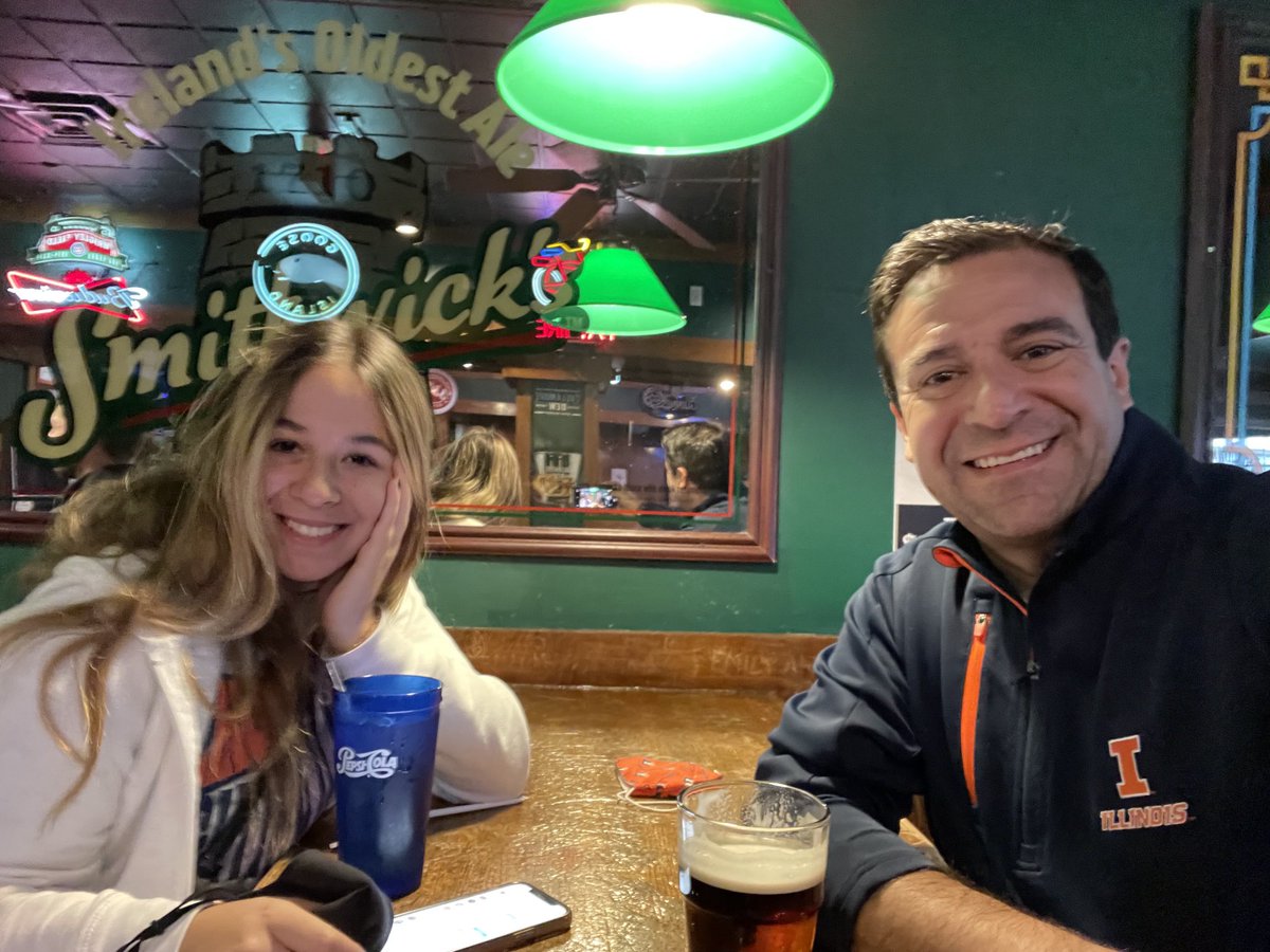 BradFurfaro's tweet photo. How old am I? Atleast there’s one place still open here @ UofI. #murphyspub #illinibars #champaigne https://t.co/41ATfNekrq