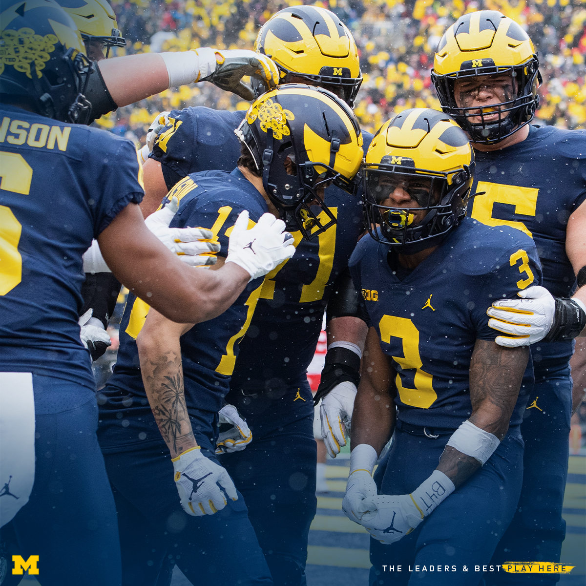 UMichAthletics's tweet image. 🗣️🗣️🗣️ We get to watch @umichfootball play for a Championship tomorrow! #goblue