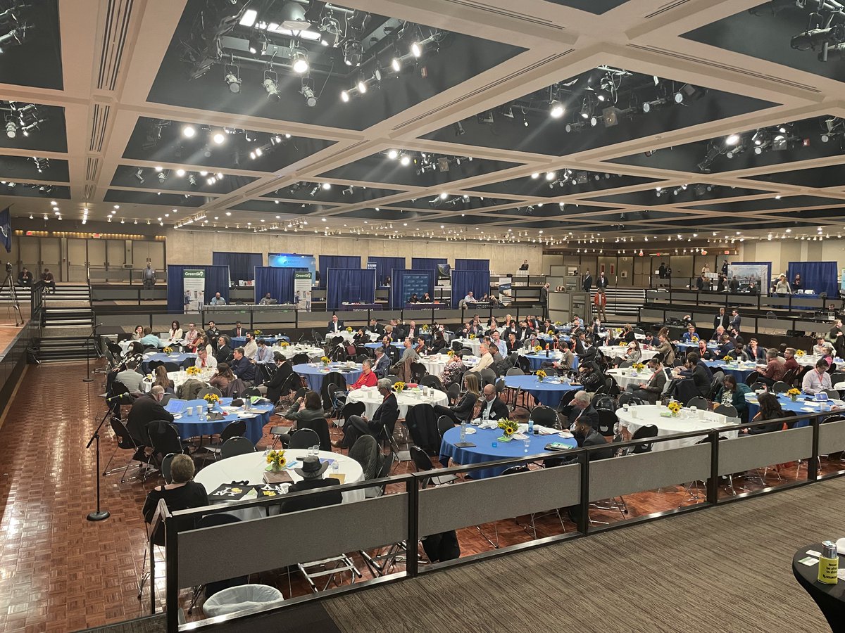 JouleCommunity's tweet photo. Our CEO Jessica spoke about #communitysolar as a social good and the opportunity to prioritize disadvantaged communities. Meanwhile, CCA was a hot button topic in the room.  

What an event! Thank you @NYSEIA &amp; @NYSERDA  for having us! 
#SolarSummit #NYSolar https://t.co/wchzT5BzI5