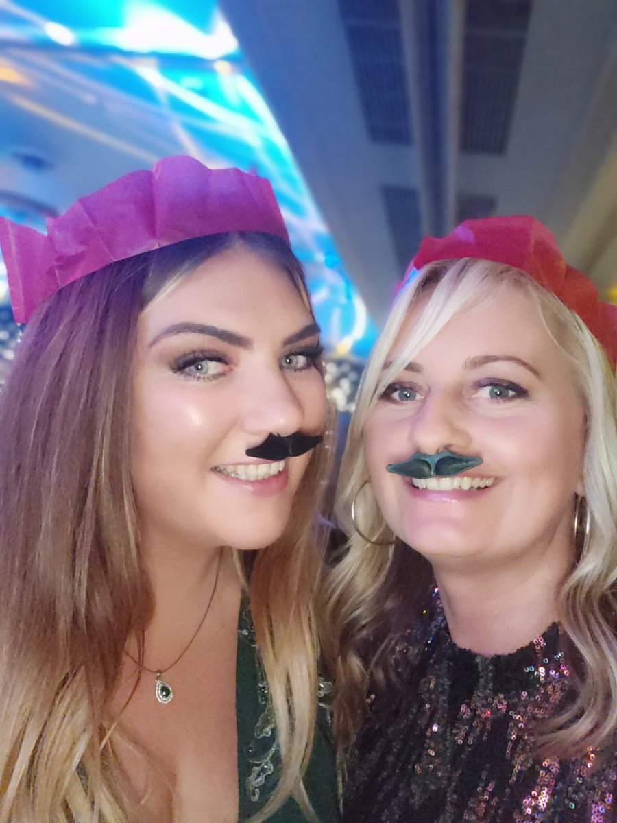 ChelsieLeigh1's tweet photo. #DTGlitterBall https://t.co/yYG6oEngMQ