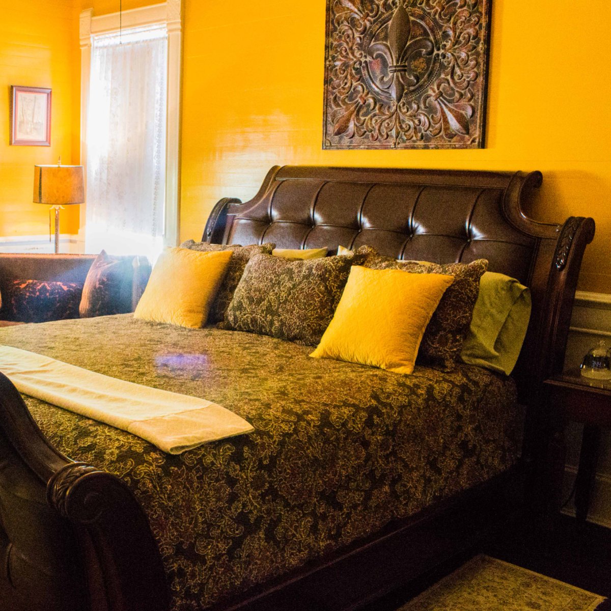 inncreek's tweet photo. There's no such thing as waking up on the wrong side of the bed here. #InnOnTheCreek #SaladoTX #inn #ResortLife #resorts #lodging #travel https://t.co/7CZ3OlyjWU