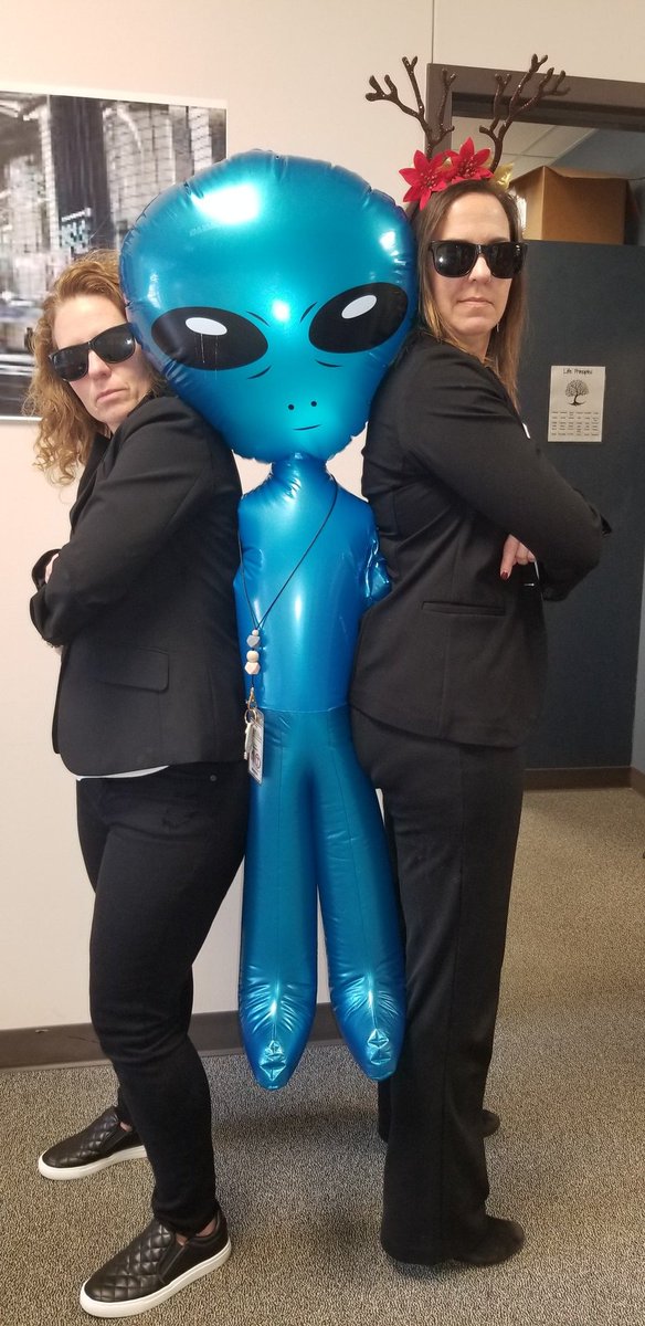 SusWhitley's tweet photo. We had an Out of this World experience with our MIB room transformation. Who is your contact? Where are you meeting? What are you saying?
It's all TOP SECRET. Reviewing +,- fractions.
#TISDNIS #TISDMATH
@afergie28 @Langemath30 @KABanford https://t.co/eZO2jSZUaZ