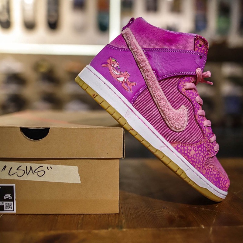nicekicks's tweet photo. The team over @attitudeinc brought 12 Orange Label "Unbleached" Nike SB Dunk Highs to life, each with their own custom twists. 👀🎨