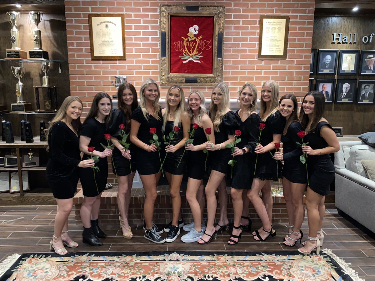 astatepike's tweet photo. We are happy to announce our 2021-2022 Garnet Girls! We thank you ladies for all you do for our fraternity!

This years Garnet Girls include:
Bre Joiner
Claire Shollenbarger
Kamryn Nelson
Caroline Ferguson
Carlee Weatherford
Larynn Sisson
Makenzie Emmons
Rachel Blocker
… https://t.co/rb7CwdLOns