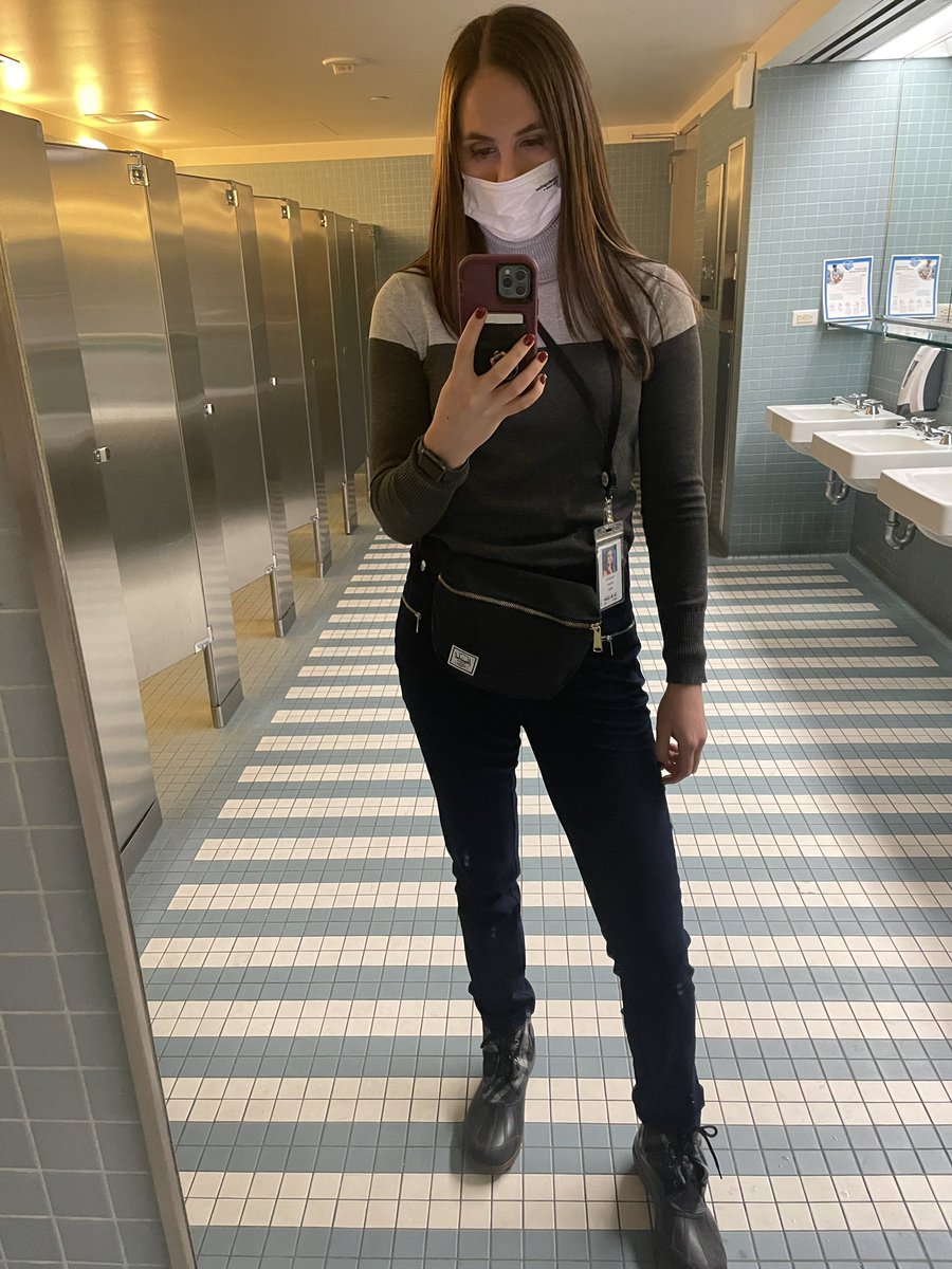 SamCrostonTV's tweet photo. Hands-free as per usual bc my fanny pack is out here doing the absolute most #practicalityFTW https://t.co/J2urJnGVaj