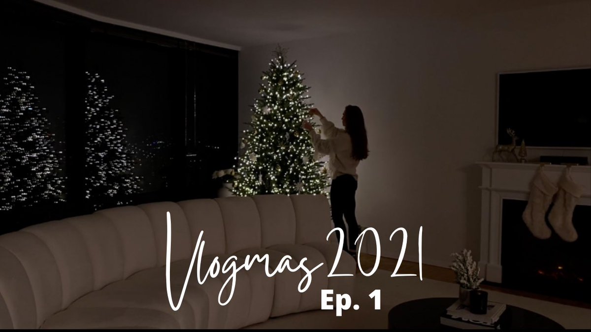 Vlogmas is back!! Episode 1 is live now: youtu.be/-KfX-GAN2bQ