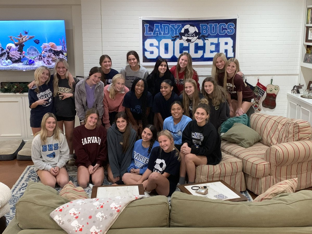 Barbe Girls Soccer tweet media