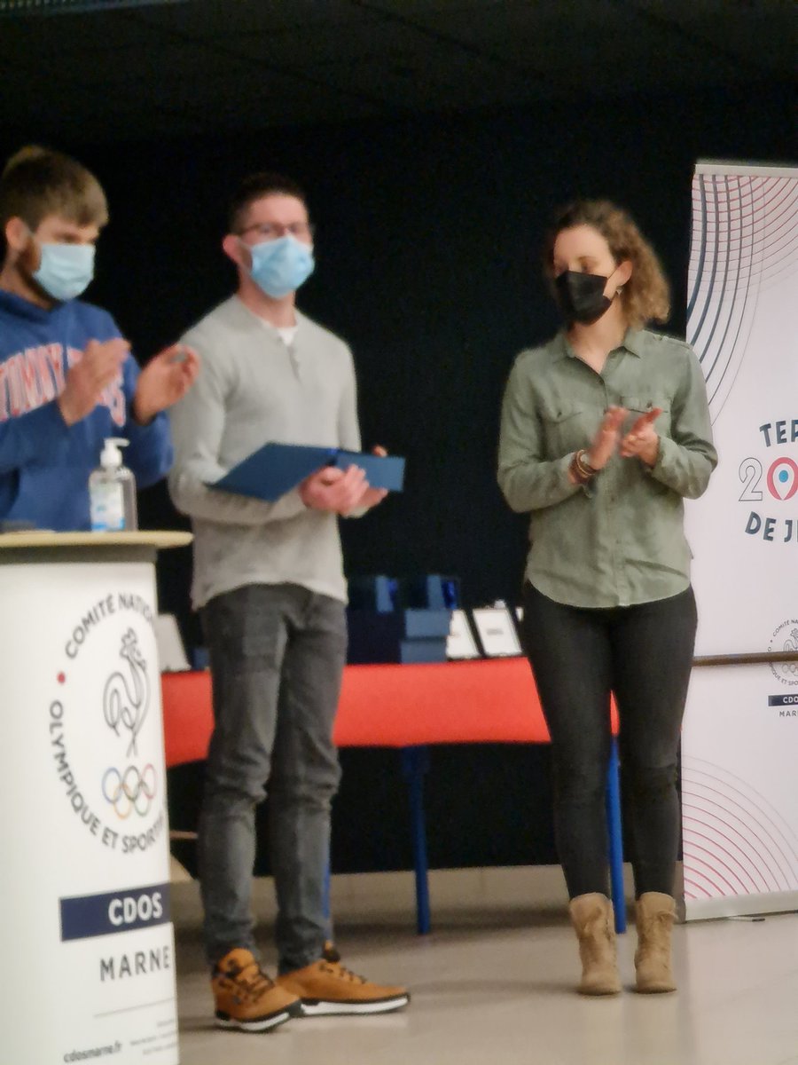BlanchardRaphaL's tweet photo. ✅Retour à #Reims ce soir pour célébrer le #Sport , l'engagement, la performance et les initiatives des clubs marnais autour du CDOS de la #Marne à Cormontreuil avec la participation de nos champions du #TeamEliteMarne Lucas Créange et @VvPierron
Moment partagé avec @ChrFranzin https://t.co/Emv2vy8mIC