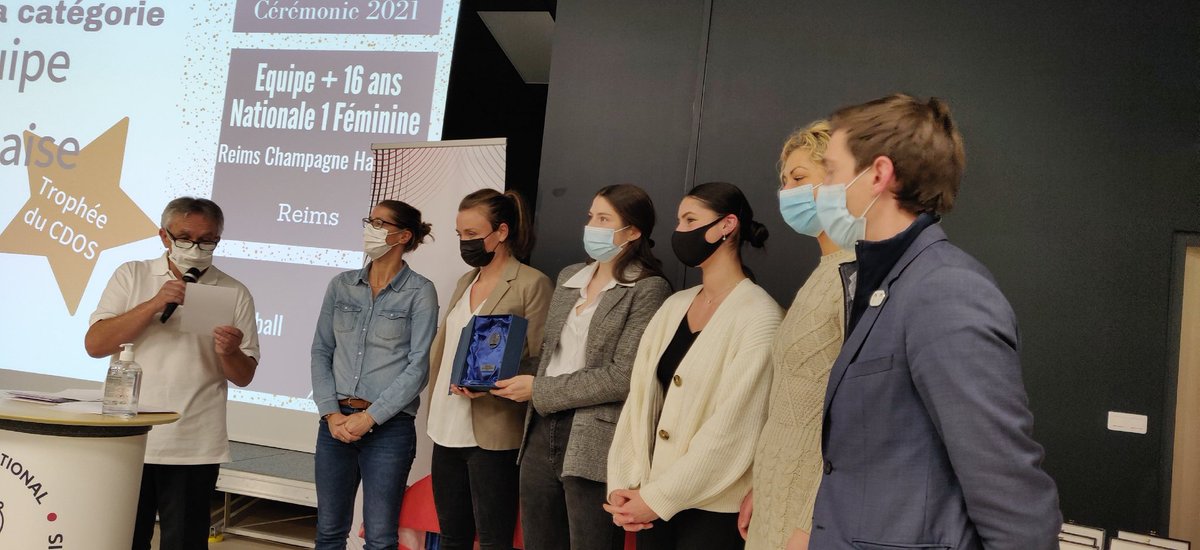 BlanchardRaphaL's tweet photo. ✅Retour à #Reims ce soir pour célébrer le #Sport , l'engagement, la performance et les initiatives des clubs marnais autour du CDOS de la #Marne à Cormontreuil avec la participation de nos champions du #TeamEliteMarne Lucas Créange et @VvPierron
Moment partagé avec @ChrFranzin https://t.co/Emv2vy8mIC