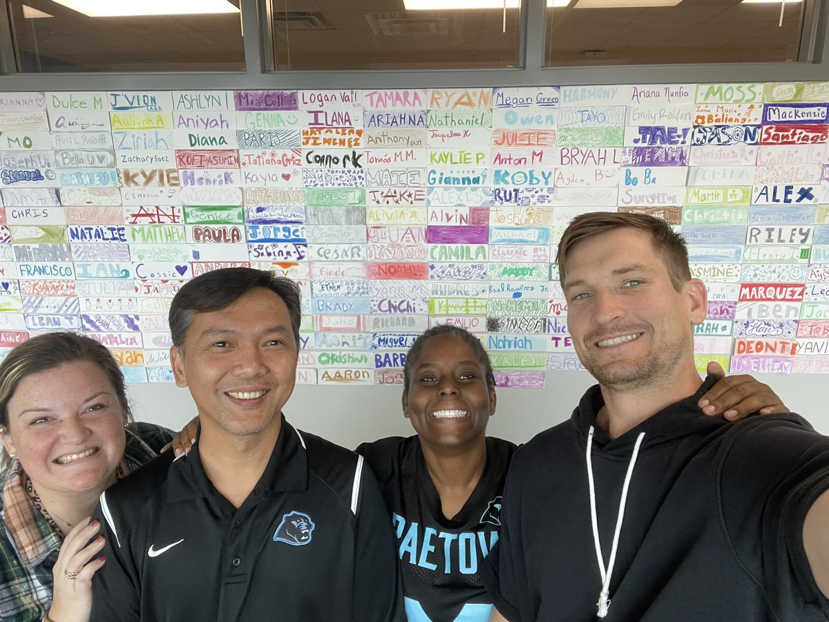 Kim S⌬ares tweet media