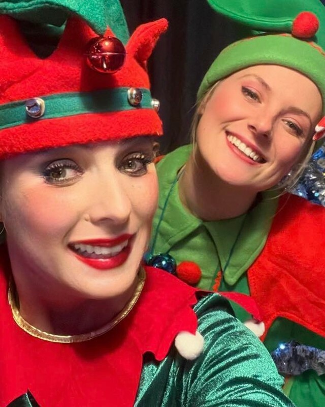 minkymoos1's tweet photo. Minky Moos Elves and Father Christmas Making lots of little ones SO happy at the Park school year group Christmas party!!! Believe!! Don’t forget to book your sensory Christmas session! It’s Christmas!!!!!! https://t.co/2ADXGdbMTm https://t.co/f8fsEj4t5m