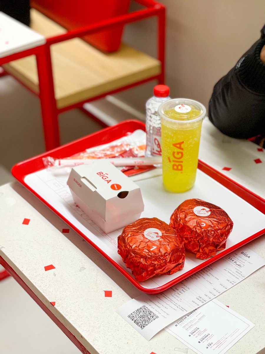 7_sh23's tweet photo. •مطعم: BIGA🍔-حي الربيع📍
أحدث مطعم متخصص في برجر اللحم
عندهم ثلاث انواع برجر
جربت بيقا صاين ٣٨ريال 
Snap: https://t.co/ixROMKsAaR https://t.co/3bRU2zfxpj