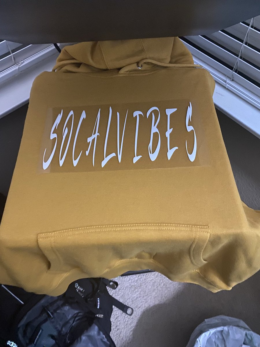 SOCALVIBES_SCV's tweet photo. Getting ready to drop some new merchandise for winter… more to come https://t.co/w5ZNLv3ufv