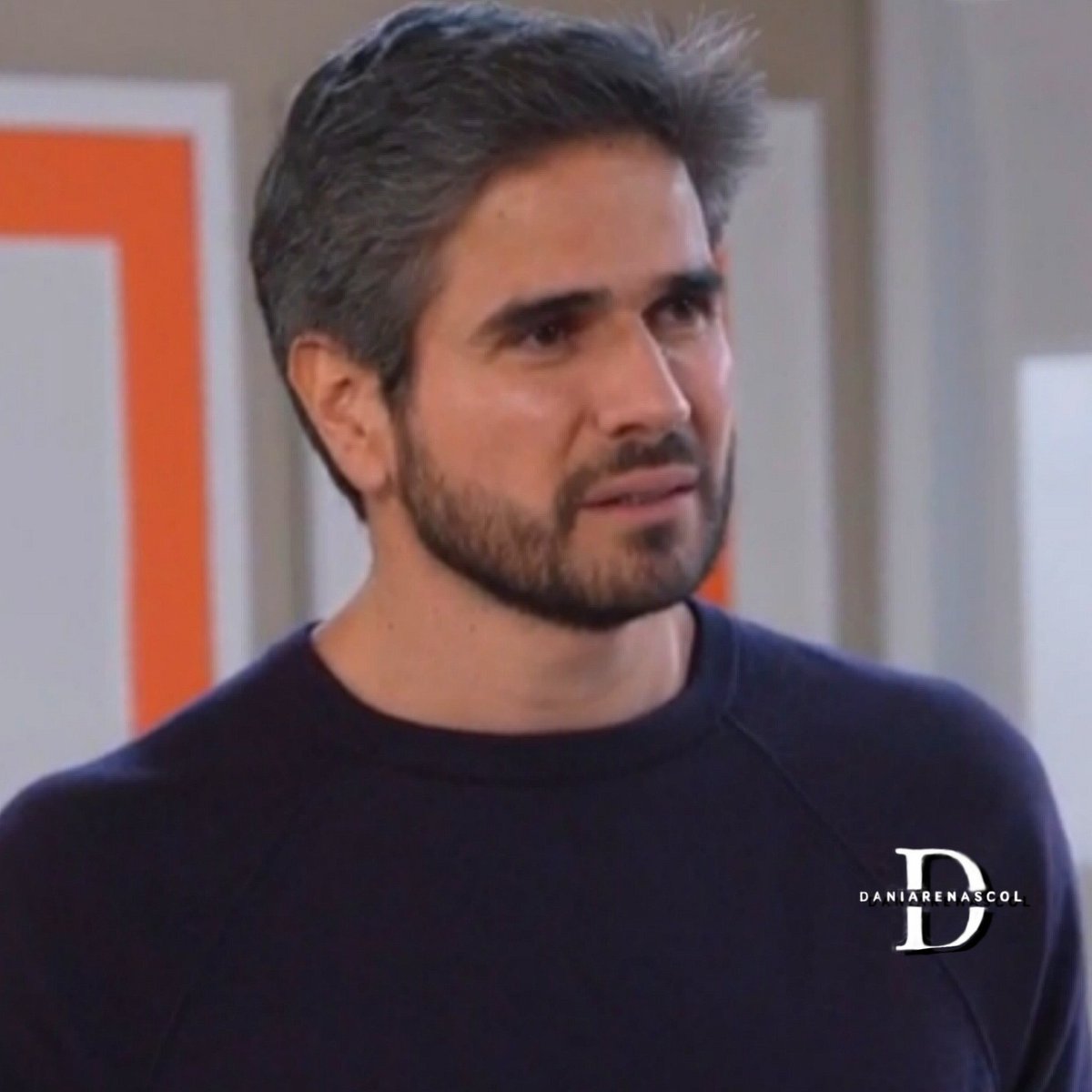 DaniArenasCol's tweet photo. #FelizViernesATodos #Collages #2Parte #MejoresMomentos #Alberto #DanielArenas #SOSMeEstoyEnamorando #Capitulo64 #ConLasEstrellas #TelevisaTelenovela #TeamDanielArenas
#ViernesdeEmprendedores
#FinDeSemana
#LaCasaDePapael5 😍😘🥰❤🆘️💘🎬6️⃣4️⃣📺✨🧔🏻👕💙🤤😃👍📸🎅🏽🎄🤩💋🙏🏼 https://t.co/Wd4eEkBYmC