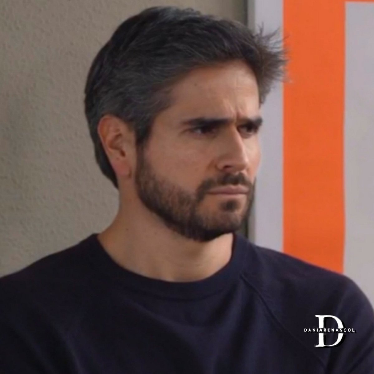 DaniArenasCol's tweet photo. #FelizViernesATodos #Collages #2Parte #MejoresMomentos #Alberto #DanielArenas #SOSMeEstoyEnamorando #Capitulo64 #ConLasEstrellas #TelevisaTelenovela #TeamDanielArenas
#ViernesdeEmprendedores
#FinDeSemana
#LaCasaDePapael5 😍😘🥰❤🆘️💘🎬6️⃣4️⃣📺✨🧔🏻👕💙🤤😃👍📸🎅🏽🎄🤩💋🙏🏼 https://t.co/Wd4eEkBYmC