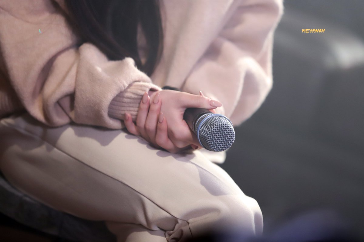 twt_FERYA's tweet photo. 📸 M2 LIVE.#SnapShot
🎤 https://t.co/AEHcn9ooJW
#청하 #FERYA
#솔직히_지친다 #M2
#M2라이브 #M2LIVE
#New_wav Project https://t.co/sR7txH8zde