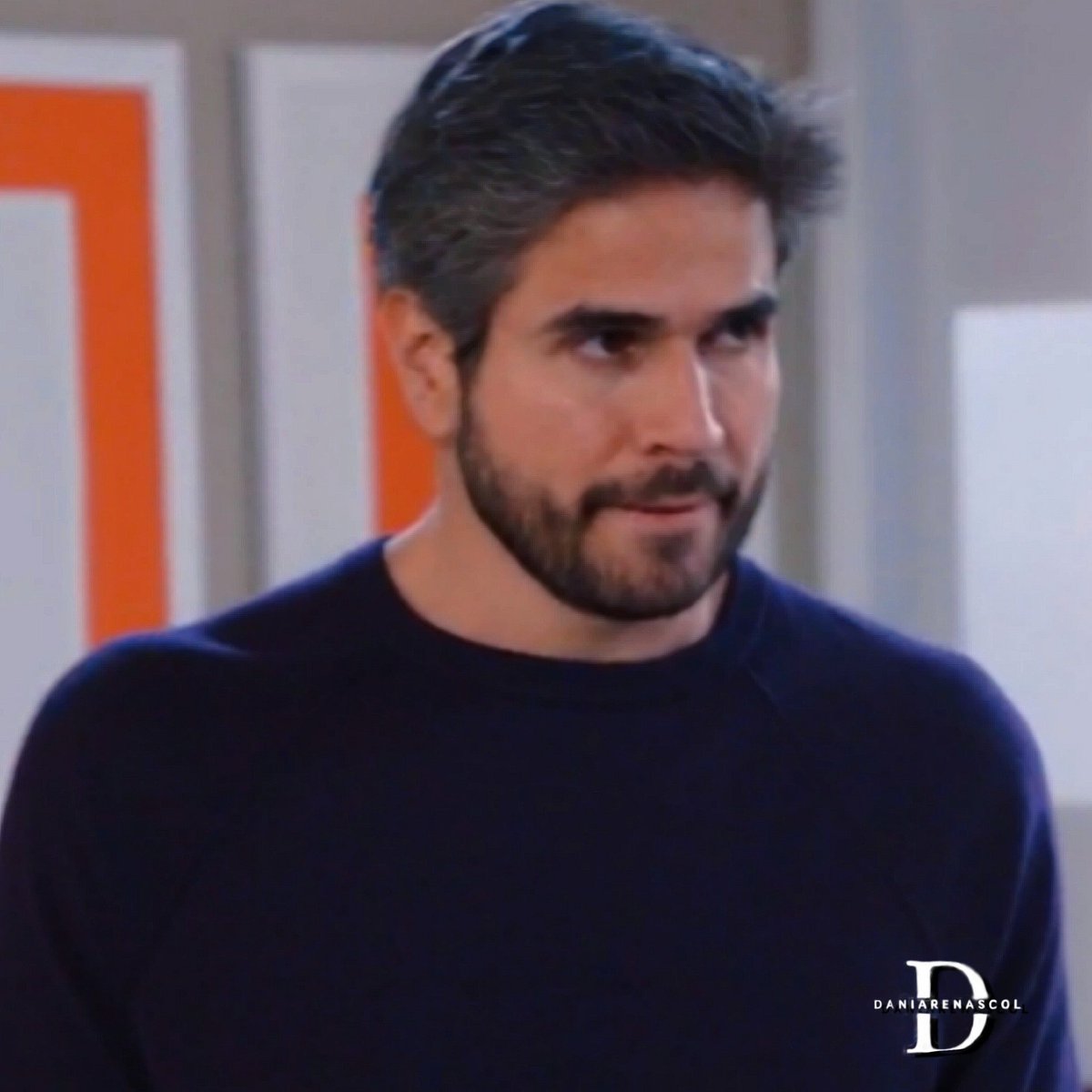 DaniArenasCol's tweet photo. #FelizViernesATodos #Collages #3Parte #MejoresMomentos #Alberto #DanielArenas #SOSMeEstoyEnamorando #Capitulo64 #ConLasEstrellas #TelevisaTelenovela #TeamDanielArenas
#ViernesdeEmprendedores
#FinDeSemana
#LaCasaDePapael5 😍😘🥰❤🆘️💘🎬6️⃣4️⃣📺✨🧔🏻👕💙🤤😃👍📸🎅🏽🎄🤩💋🙏🏼 https://t.co/wRJ4hCCATM