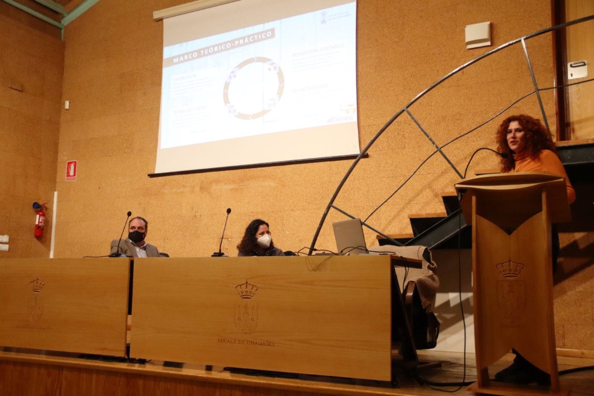 AlboresMurcia's tweet photo. La Asociación Albores, pone en marcha junto al Ayuntamiento Alcalá de Guadaíra de Sevilla un proyecto para la intervención especializada con alumnado "expulsado" de los IES de Alcalá de Guadaira
#alcaladeguadaira
#proyectoala
#ProyectoCySNE
#DerechoALaEducación
#covivenciaescolar https://t.co/L0kbNbKn60