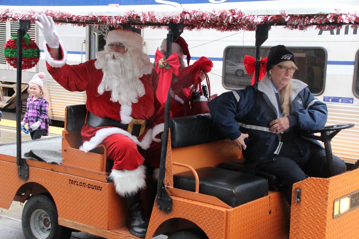 SLORRM's tweet image. On Saturday, Santa arrives in San Luis Obispo on the Amtrak Surfliner at about 12:30pm. Bring the little ones to enjoy the Museum and visit with Santa.  More info at facebook.com/events/3969774….