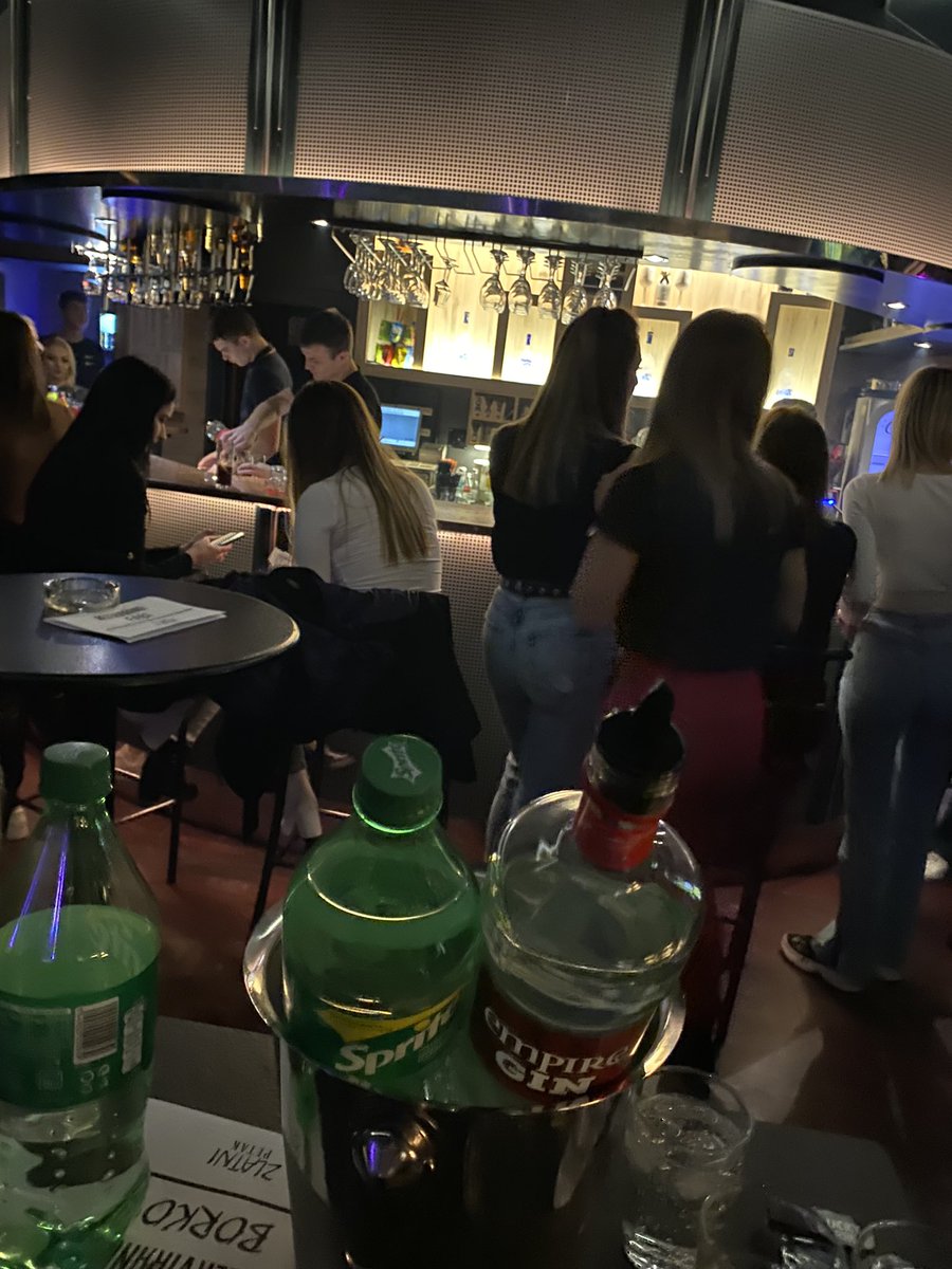 borna_milkovic's tweet photo. #jazvac 🍸🍸 https://t.co/BgaJLaCdRN