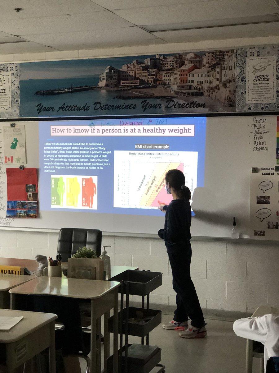 msmarinelli's tweet photo. Summative novel study presentations #language #texttoworldconnections #tcdsb @StGregoryCS #grade6 #IDPD https://t.co/bGGif4dh6x