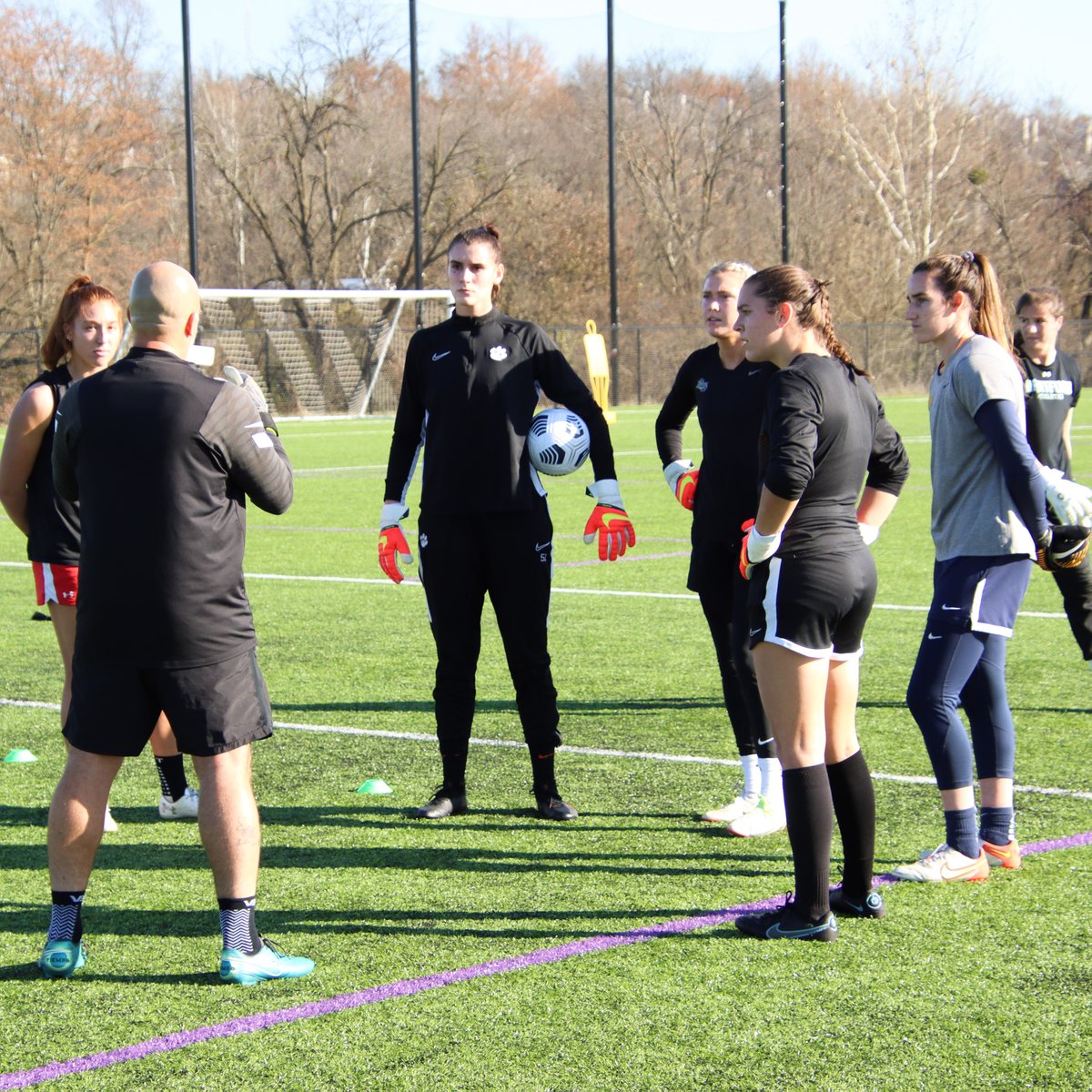 RacingLouFC's tweet photo. Welcoming some of the NCAA's best keepers to Louisville. ๐งค
Over the weekend, we hosted the league's first-ever goalkeeper pre-draft camp. https://t.co/P2uxEraS57