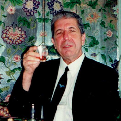 TheDailyLeonard's tweet photo. 🗣️

When things get really bad, just raise your glass and stamp your feet and do a little jig. That's about all you can do.

#LeonardCohen https://t.co/RjZ5bUviBa