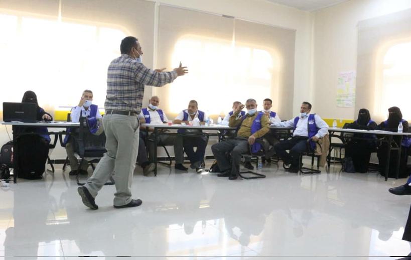 SFDYemen's tweet photo. Nabil Al-Mamari is our project officer who overcame his disability to become 1 of #LifeMakers managing #Tamkeen_Program @ 12 districts in #Taiz. "People say I remind them that #disability is in hearts. I find myself when they react & unite hands & hearts thru initiatives" he says https://t.co/nRvftFLZXe