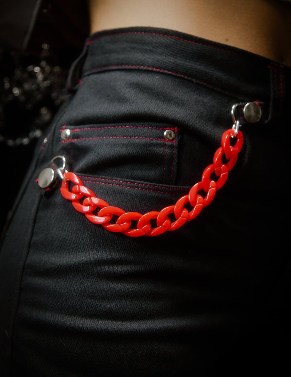 byefrisbie's tweet photo. Black 10 oz denim pants featuring removable pocket chains, contrast stitching, side pocket, and front zippers allowing the pants to be worn above shoes or flared on top. https://t.co/msRgor24Z8