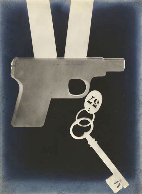 BAPF61's tweet photo. Man Ray #Rayograph from the portfolio ‘Champs Délicieux’ (1922) #manray #manrayphotography @ArtistManRay https://t.co/5i97Yl3TQr