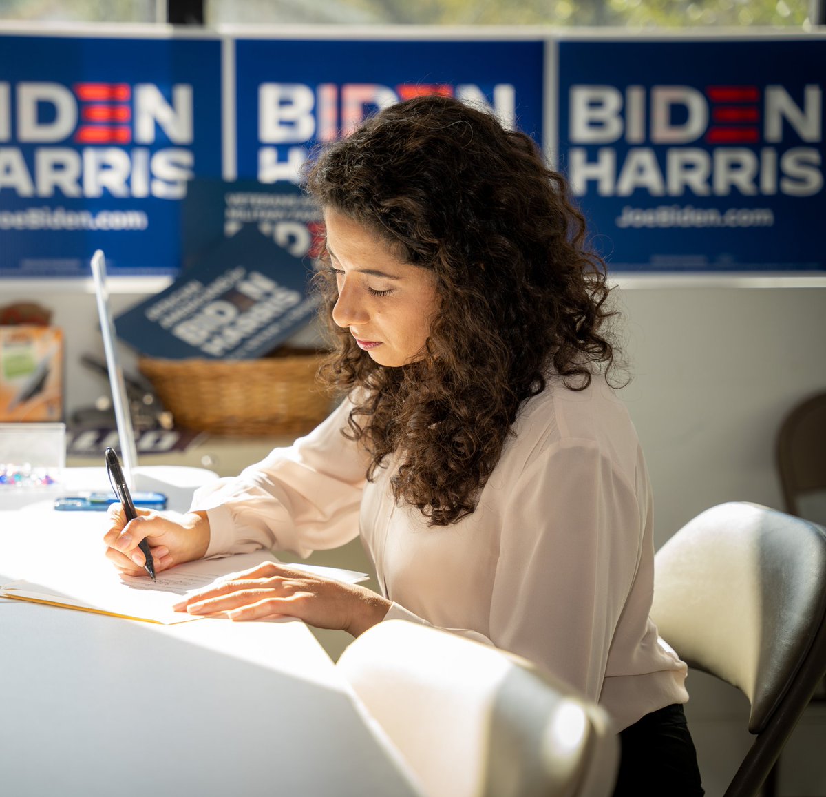 LinaHidalgoTX's tweet photo. Over the last 3 years, we've put people over politics in the pandemic and in how we fight flooding. We’ve made pioneering investments in early ed and public safety. We can't go back to the old way. I filed for re-election today. Help protect the progress➡️https://t.co/lFH8KTJix4 https://t.co/qXnPiOUcNC