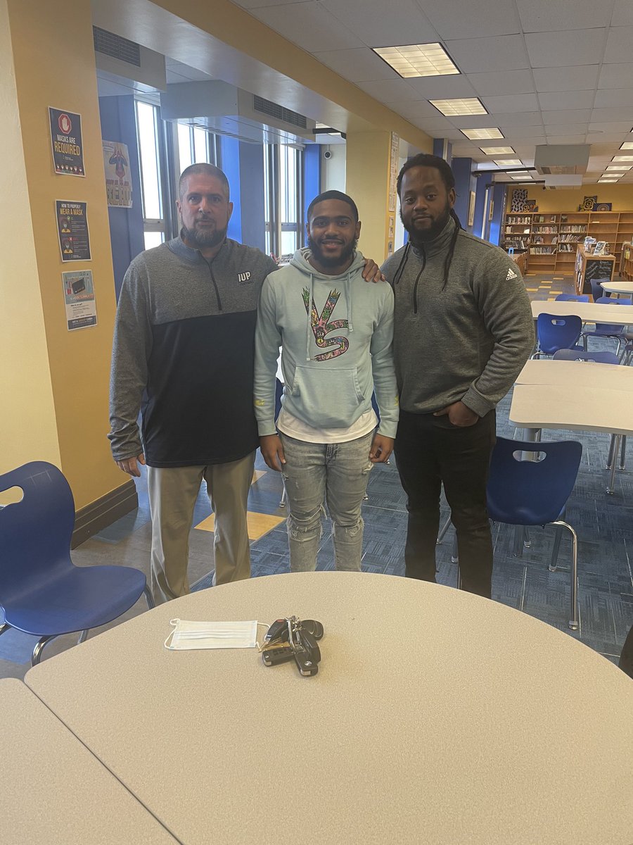 IUP
Thank you Coach camp for stopping in to spend time with me and my coaches. Looking forward to my visit in January!