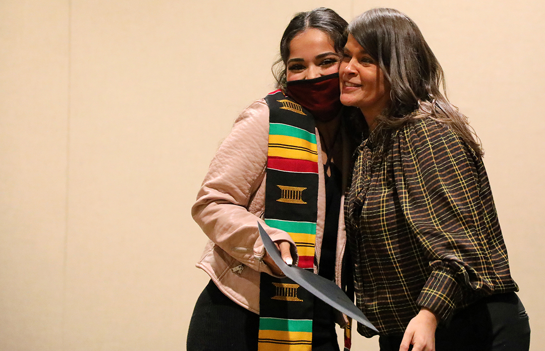 BloomsburgU's tweet image. One step closer! 👏🎓🐾 #FirstWorld #HuskyPride #BUClass2021 #BloomOnward #graduation 📷➡ bit.ly/3DlKwNx