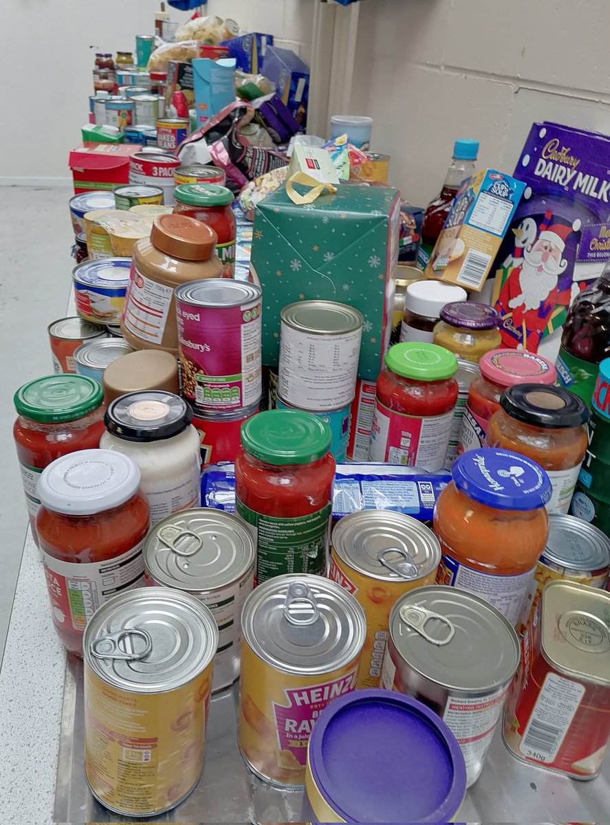 Well done <a href="/AvonbourneUL/">Avonbourne Boys' and Girls' Academies and USF</a> and <a href="/UnitedSixth/">United Sixth Form</a> students for donating an impressive amount to support <a href="/CitygateUK/">Citygate Church</a> and Bournemouth Foodbank with their Christmas Hamper Appeal. Special shout out to 7B2 who donated a fantastic 74 items. #avbproud #educationwithcharacter