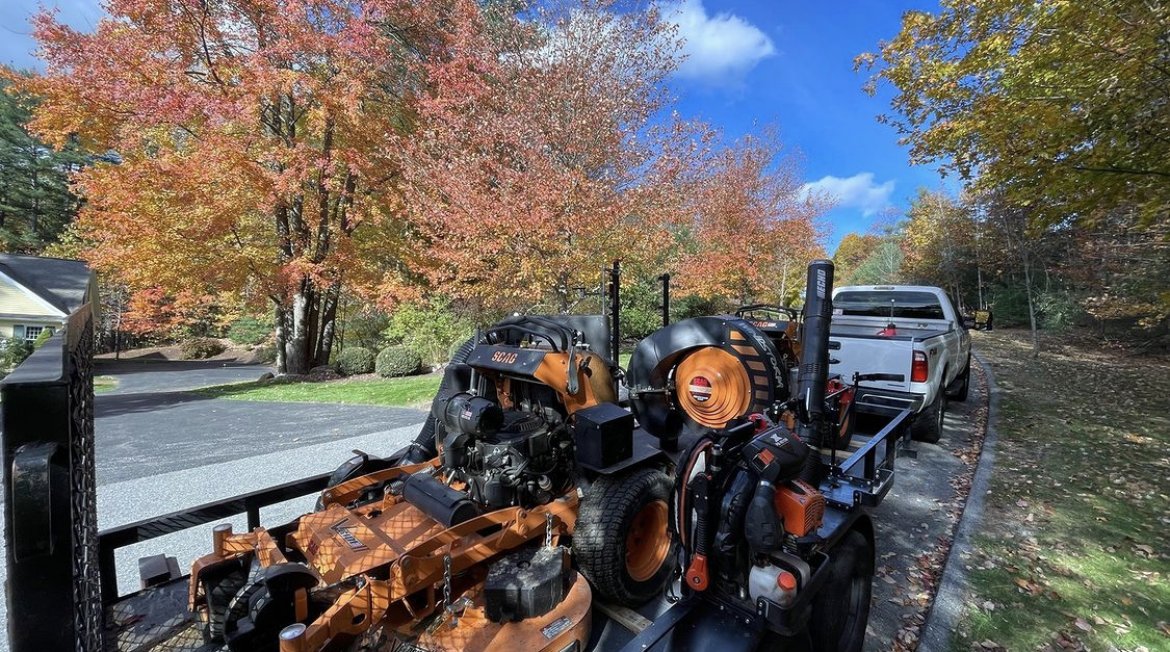 ScagPower's tweet photo. #FleetFriday compliments of jblandscapesolutionsllc (via IG)
#Scag #ScagMowers #ScagNation #SimplyTheBest #ScagFleet #ScagWindstorm #Windstorm #ScagVRide #VRide https://t.co/bM6aWd7pSb