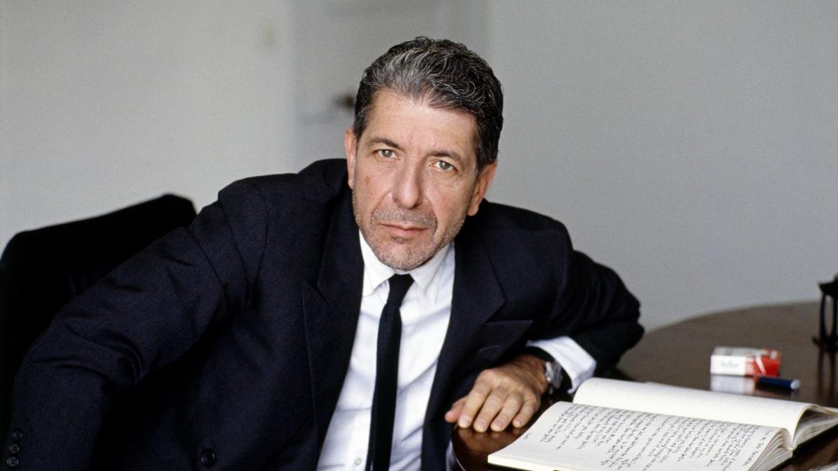 TheDailyLeonard's tweet photo. 🗣️

I was born in a suit.

#LeonardCohen https://t.co/YBXfTYU26M