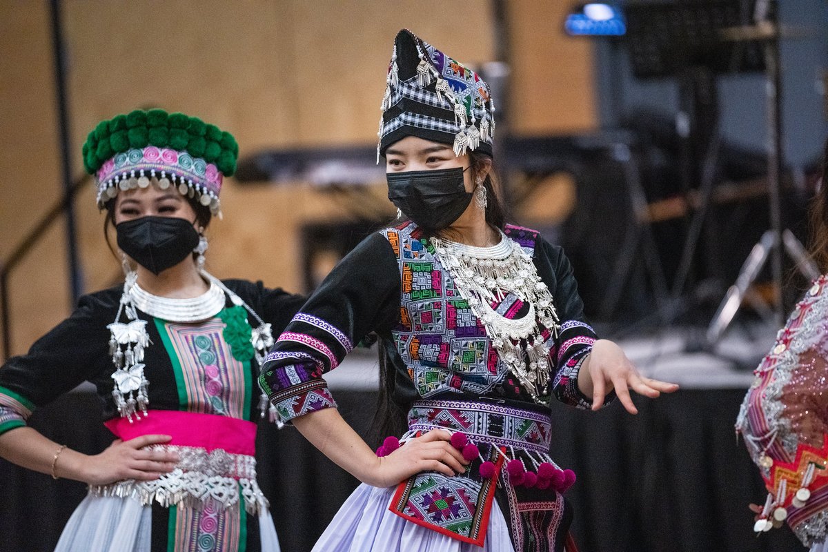 uwoshkosh's tweet photo. 📸  @reeveunion hosted Holidays Around the World on Thursday night, an opportunity to learn about holiday traditions from around the globe. https://t.co/ljPL4gAfpe