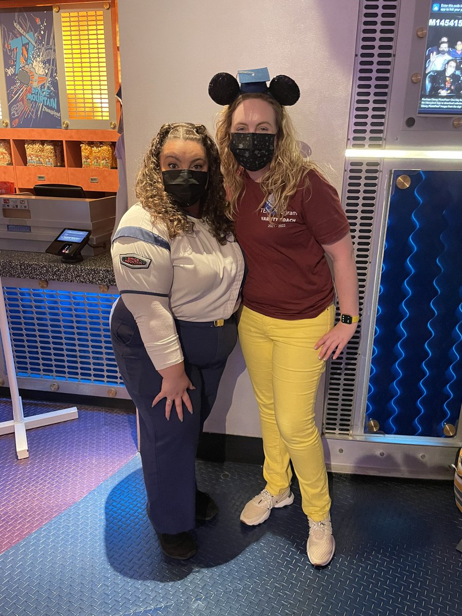 Christine M tweet media