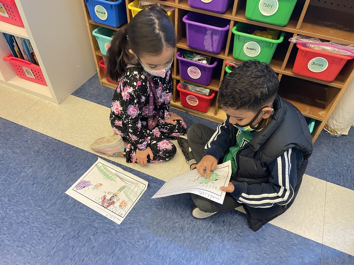 dmlake6's tweet photo. Our superstar writers celebrated their work with a partner. Way to go, Little Sailors! ⭐️✏️ @MarissaAlonso7 https://t.co/IlwH1hOyQF