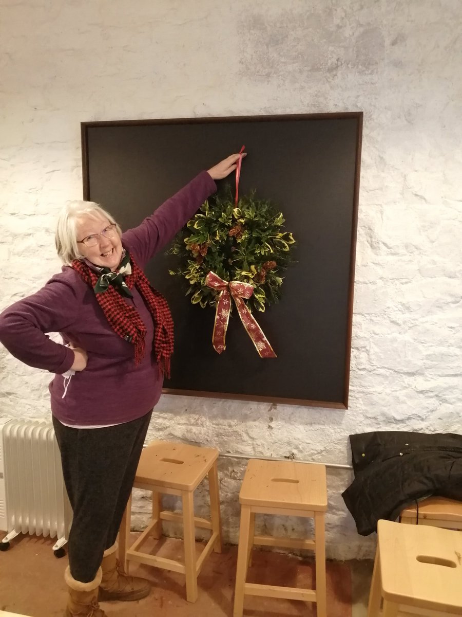 Cott5J's tweet photo. @ThePictonCastle Thank you to Elsa for sharing her floral art 💐 skills this morning. Really lovely setting in the Heritage Centre. A wonderfully festive workshop in the most beautiful surroundings #PictonCastleGardens #Pembrokeshire #ChristmasCraft https://t.co/yb1zVFW0jR