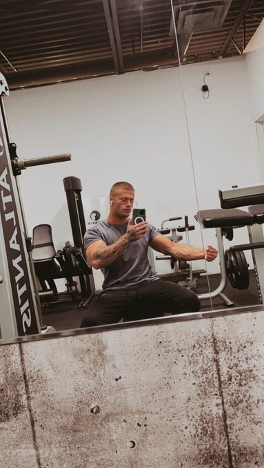 My arm are vainy then my dick 🍆 https://t.co/tOfV53PSBS<a href="/tag/tgif"class="tags"><span>#tgif</span></a><a href="/tag/icymi"class="tags"><span>#icymi</span></a>