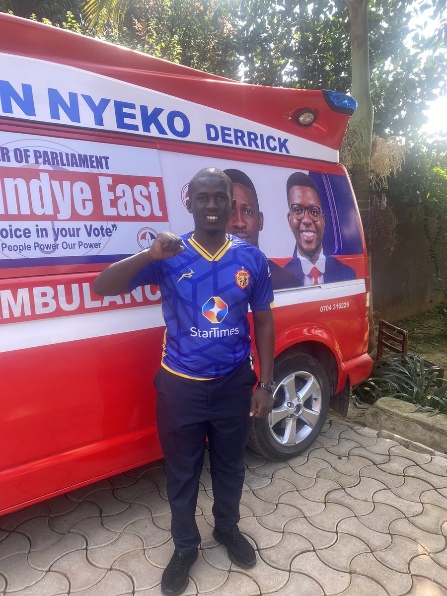 AH_mugerwa's tweet photo. It was a great honor as we unveiled @NyekoHon Makindye East constituency ambulance. #ServiceAndAccountability @NUP_Ug Thank you comrade for such a splendid contribution to the constituency. https://t.co/PyQ1RsyEqS