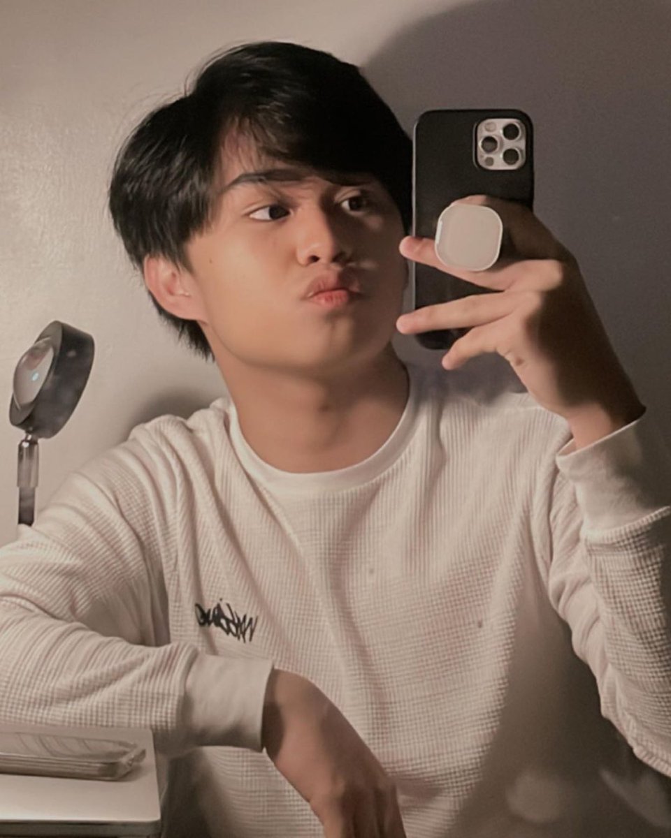 mackieslover's tweet photo. Always my pahinga!!

#ShowtimeUnlimiTEDSaya
TNTBoys OnShowtime https://t.co/u9mbopsjoN