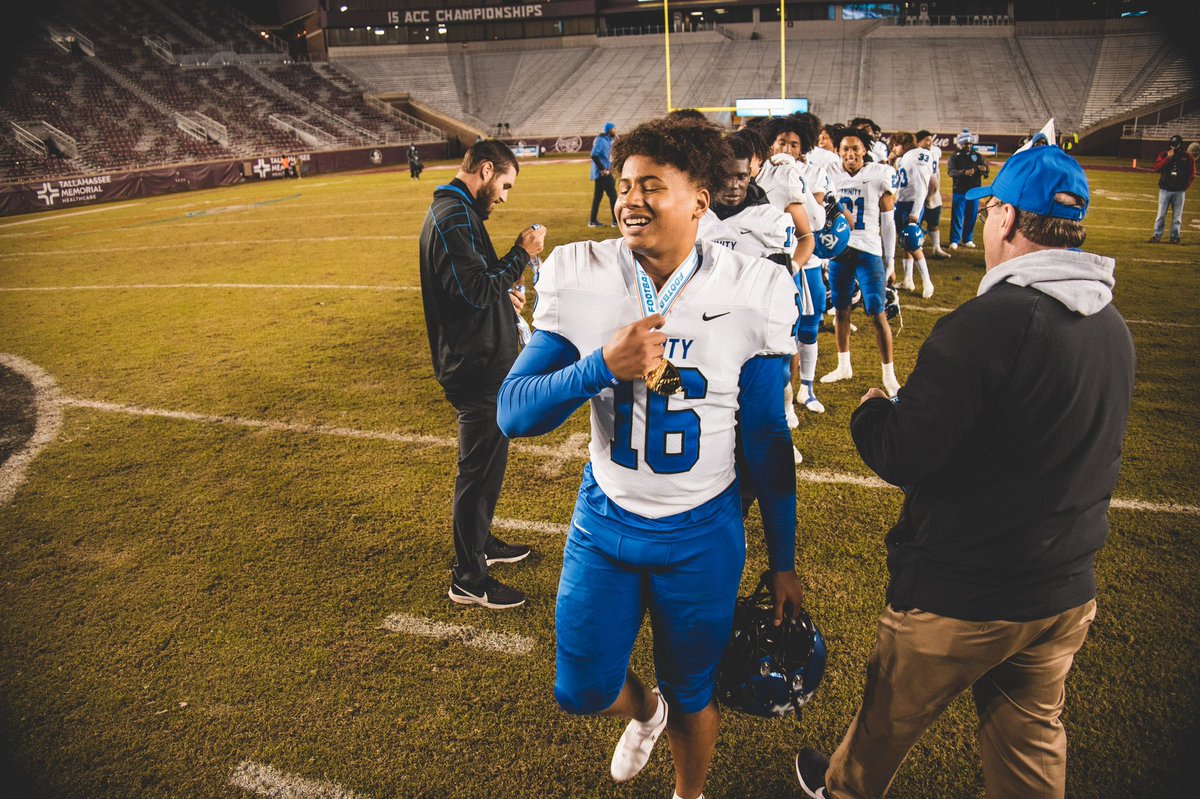 ColinHurley's tweet photo. “Alexa, who’s headed to the State Championship Game…again?”🤔
Alexa:🗣Trinity Christian Football is headed back to the State Championship Game…for the 11th time.🤐
“Alexa, play Hate it or Love it, by The Game”🔈🤞🏾😝
#TrinityFB🔵⚫️
#ForVMan💙🖤
#SeeYouTally
#Repeat🏆
#Defend💍 https://t.co/xFFNMbliy5