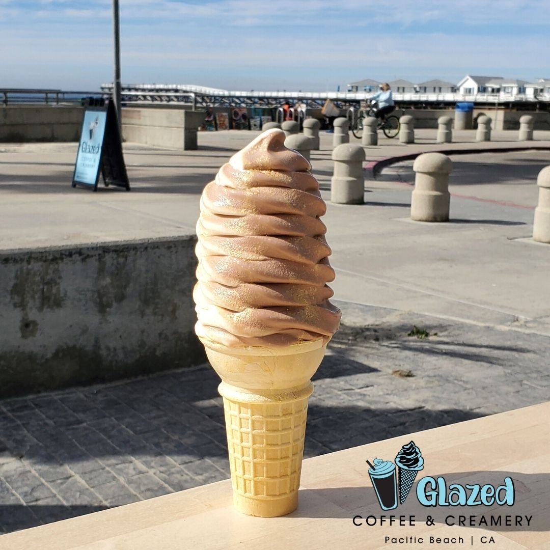 glazedpb's tweet photo. Top off your ice cream with one of our tasty glaze flavors. Add a fall glaze flavor like butterscotch or peanut butter to your soft serve order! 🍦☀️🌊 Visit our website at https://t.co/8EpM2HgNKb 
#glazedpb #besticecream #coffeeshop #coffeelover #eatlocal #foodstagram https://t.co/6dDgfAMCnH