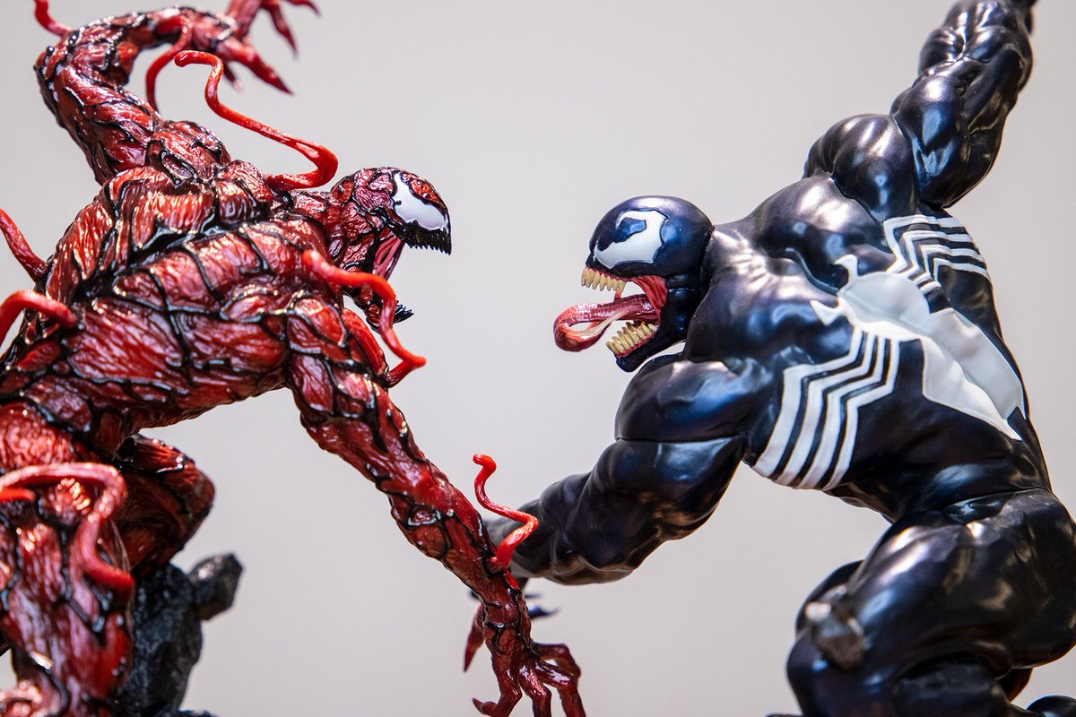本日発売！！／ Happyくじ / MARVEL「VENOM」🔥 本日より発売開始です