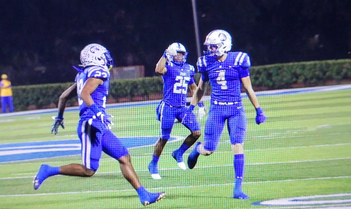 JesuitTigers_FB's tweet photo. Jesuit is going to the State Championship!

FINAL:
Miami Northwestern 12
Jesuit 37

The Tigers (14-0) will play in the 3rd State title game in program history and try for their 2nd State crown (1968) on Sat. Dec 18 at 7:00pm in Ft Lauderdale!

#AMDG l #GoTigers l #JesuitFootball https://t.co/PGnKX0cetf