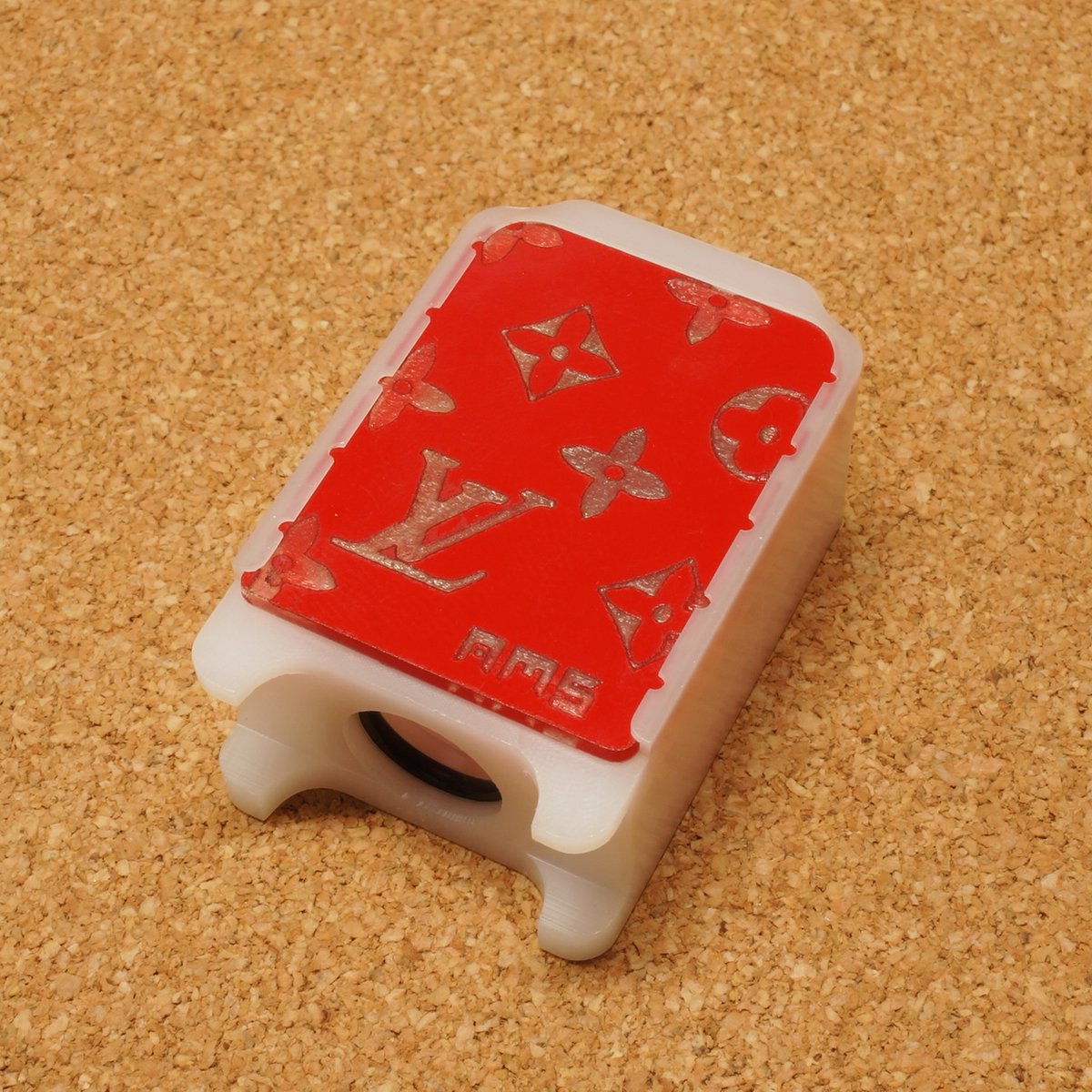 VAlphaline's tweet photo. AMS|Boro tank window - Red LV 入荷。使用感は見られるもののコンデションは良好な状態となりますので、ご興味ございましたら、是非お見逃し無く!😊😊😊 DM大歓迎 #Boro #Tank #Window #BilletBox #BB #Derlo #Zeroboro #Borohm #HighEnd #HighEnd #Vape #vape好きな人と繋がりたい #vape放出 https://t.co/oLIOwxk64Z