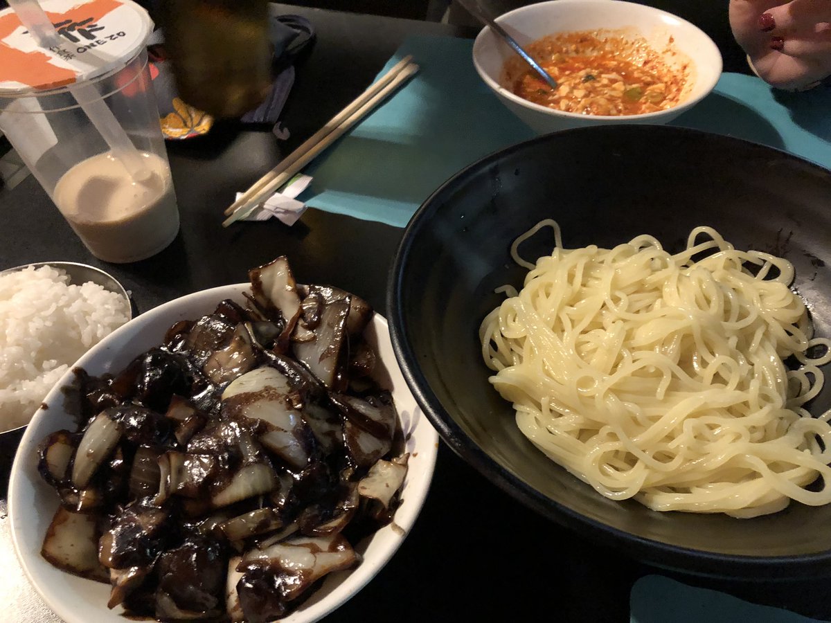 Gracejisunkim's tweet photo. It was so life giving to have Korean food with my friends!!
#kimchiislife #uoft #kimchi #soontofu #UofTAlumni https://t.co/vCBgJ40pqK